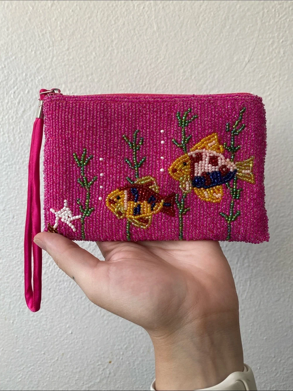 Source Unknown Hot Pink Beaded Fish Wristlet Card Holder